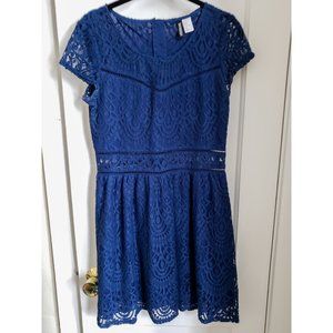 H&M Divided Lace Short Sleeve Mini Dress Navy Sz 6